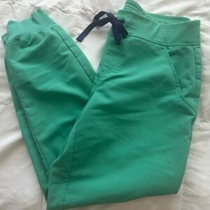 Figs surgical green Technical Collection Scrub Pants- size SP
